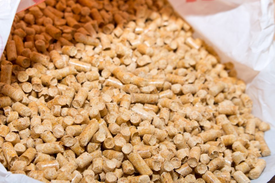 List Of 9 Sifting Litter Box Choices For Pine Pellets happywhisker