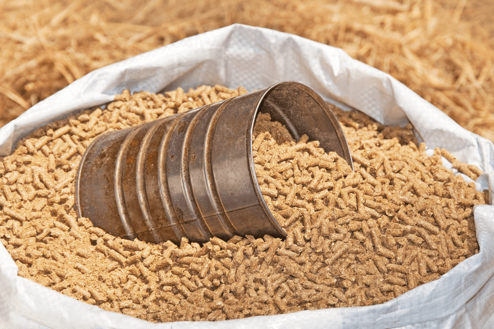 horse pellet in a white bag