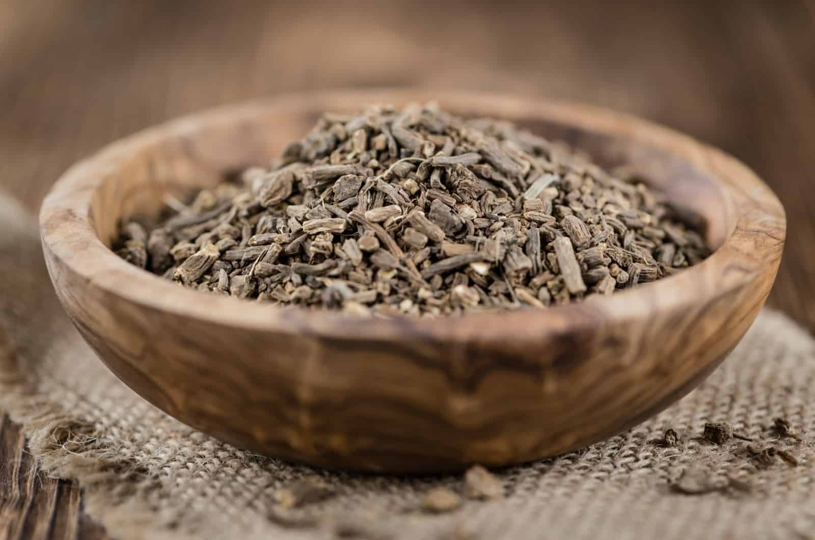 Valerian Root in bowl