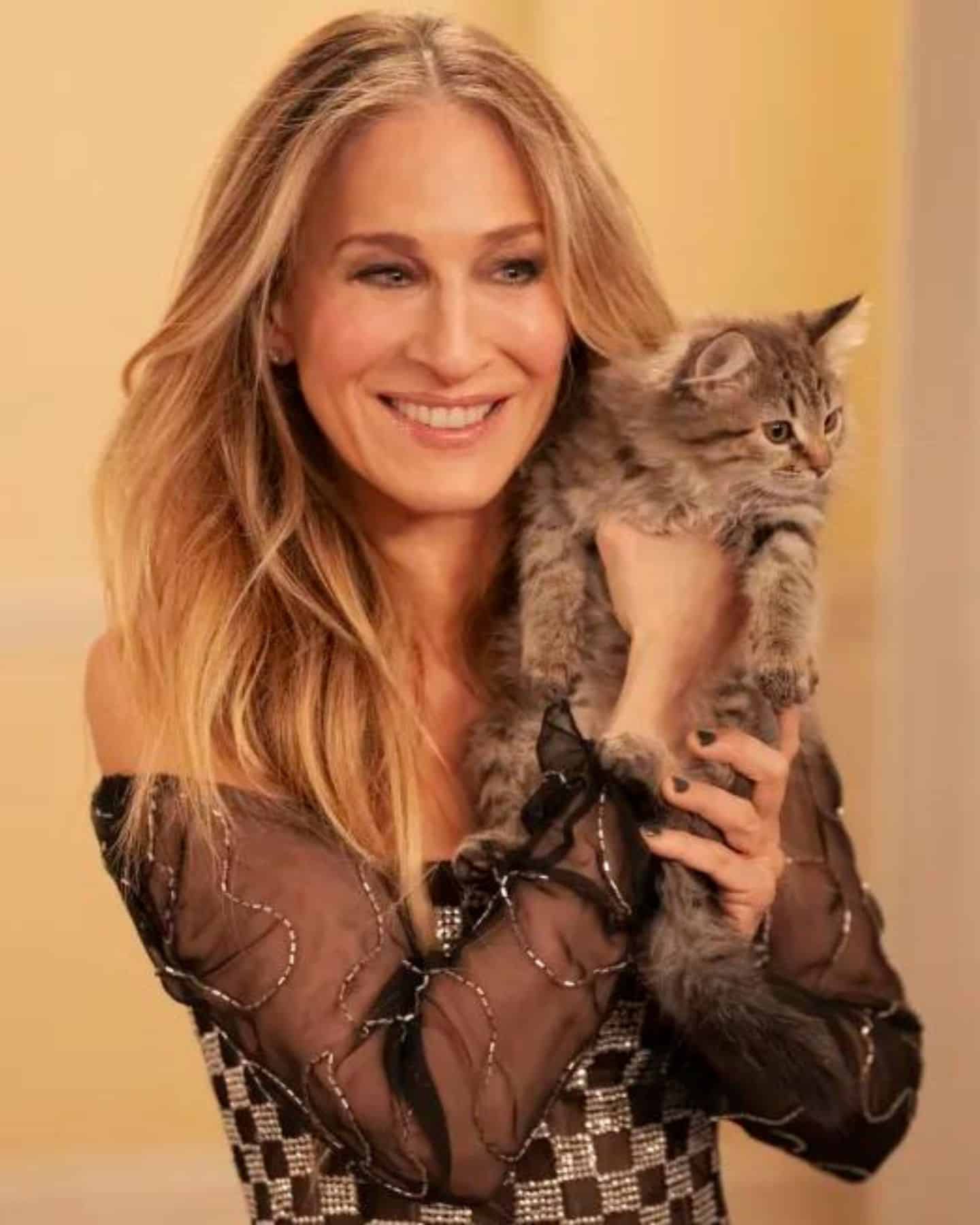 famous actress with cat