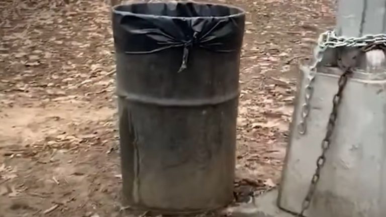 photo of trash can