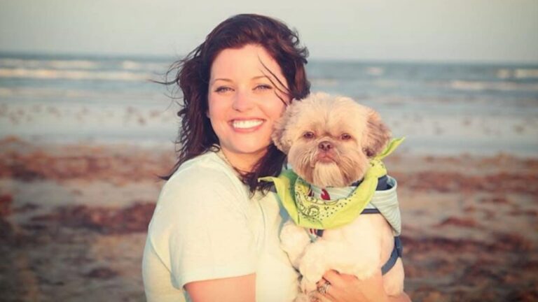 woman and puppy
