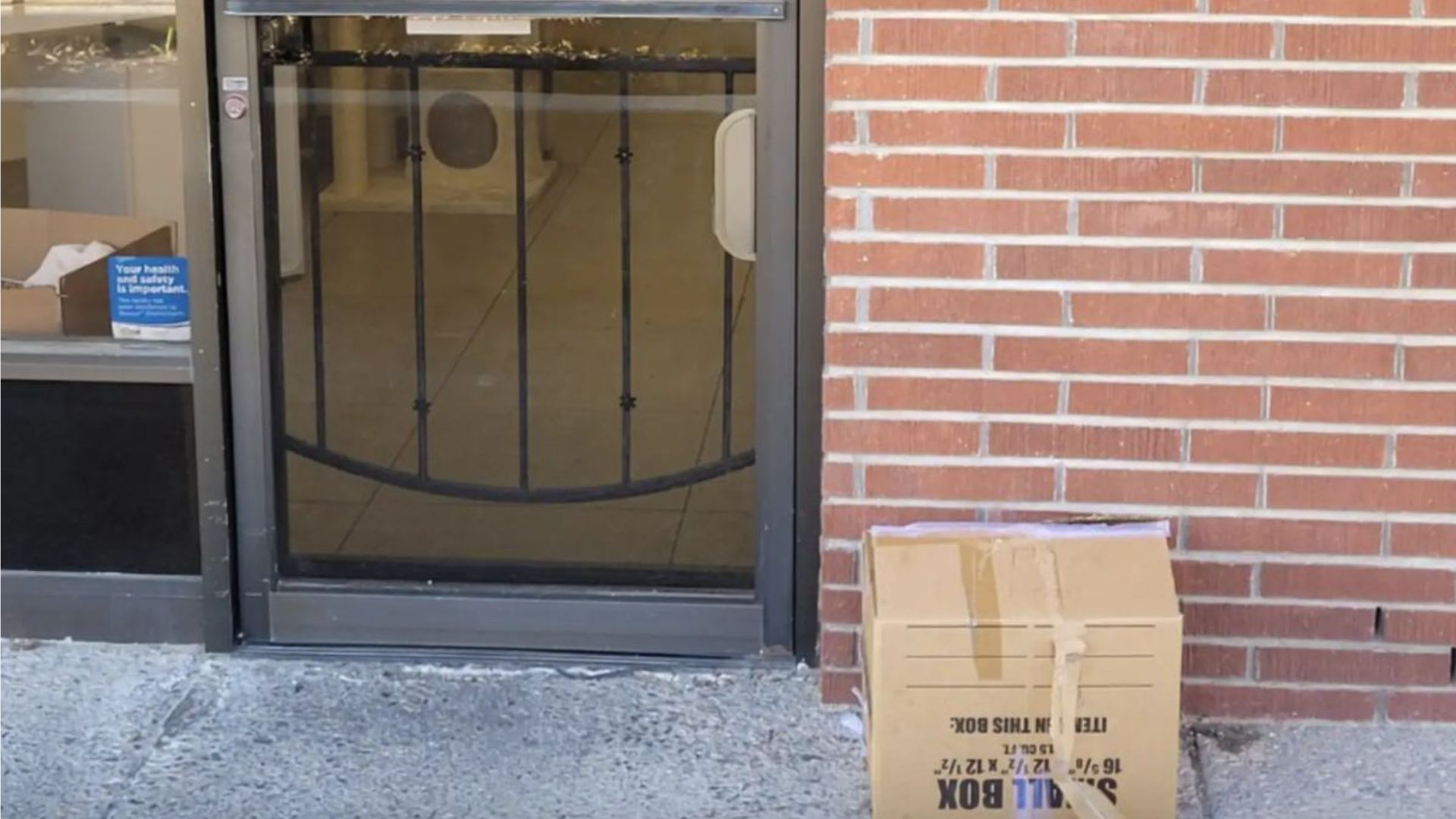 volunteer finds a mysterious box