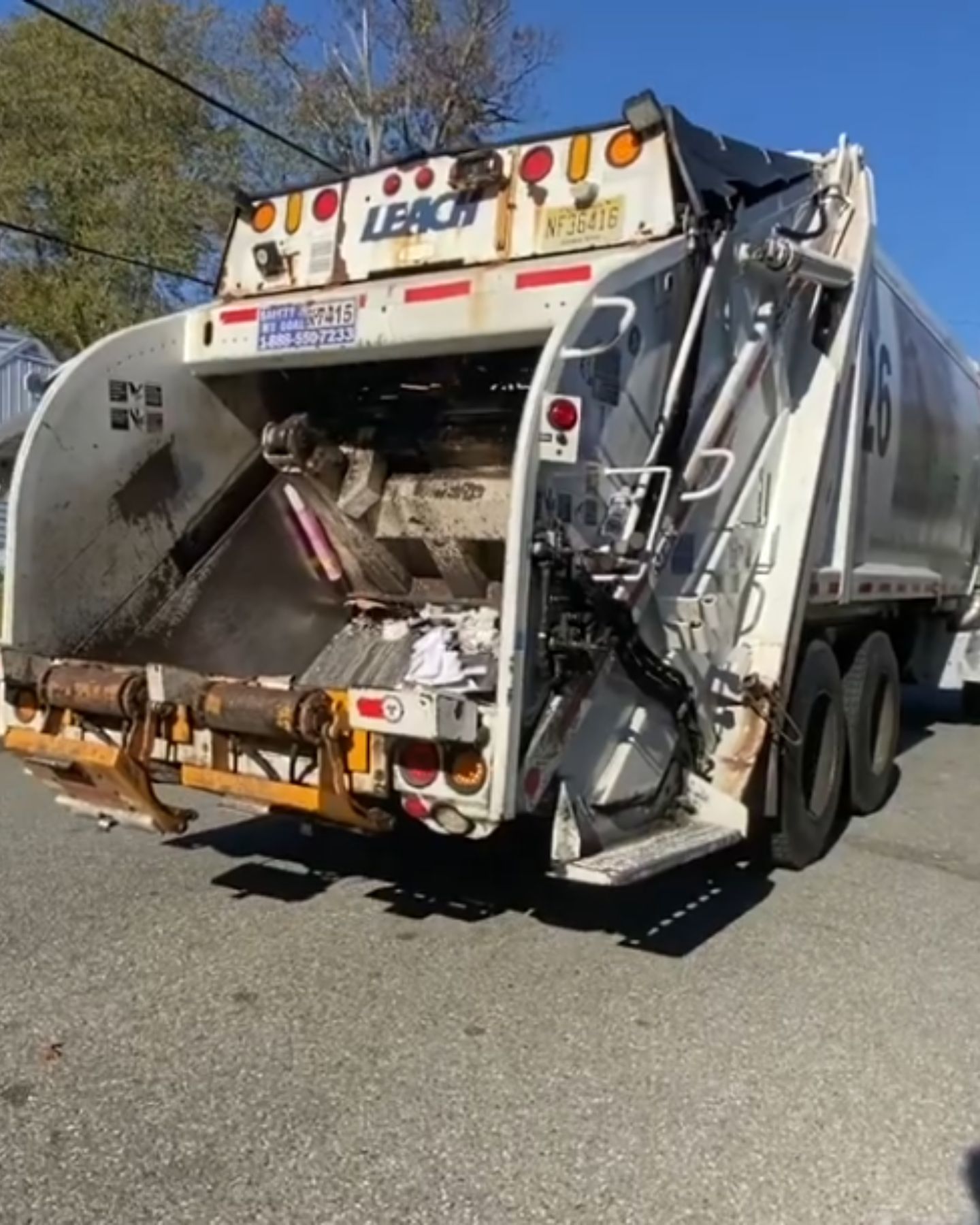 trash truck