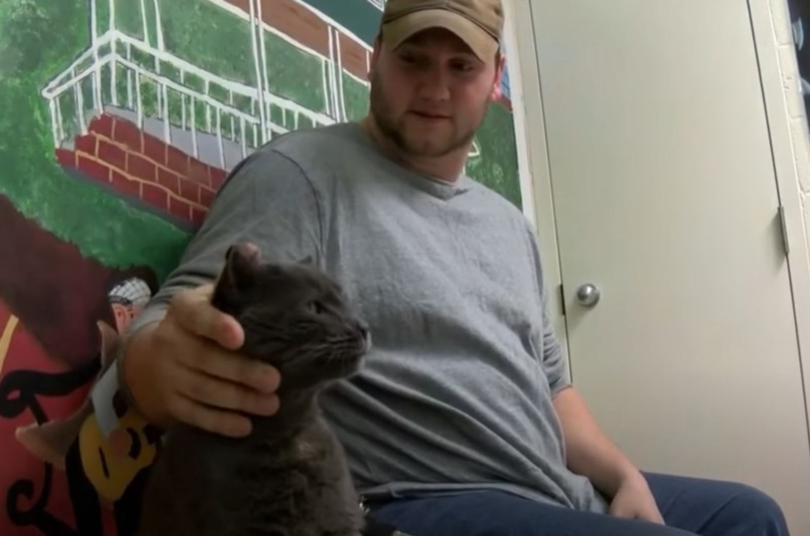 man and found cat