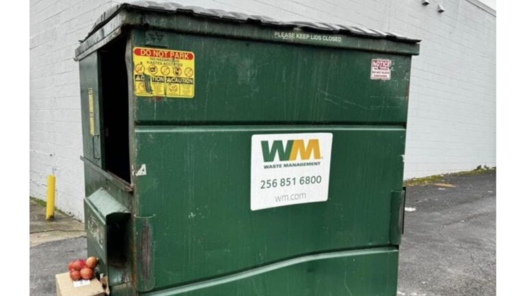 Tennessee Locals Heard Faint Sound From Dumpster, They Didn’t Expect It To Be This Bad